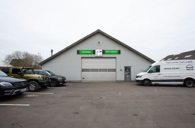 Profil Autotekniks værksted på Engholmvej i Hornbæk